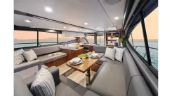 46 SPORTS MOTOR YACHT - Riviera price