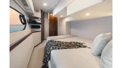 Buy a yacht 46 SPORTS MOTOR YACHT - Riviera