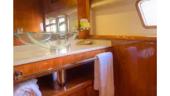 Продажа яхты 2010 Privilege 745 74