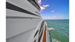 the best price on 2006 Sea Ray 44 Sedan Bridge