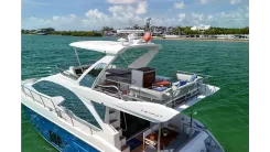 the best price on 2016 Azimut 50 50