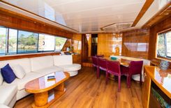 Купить яхту BARBAROSSA MORATTI SL72 в Shestakov Yacht Sales