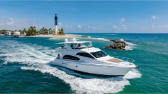 LADY BELLA - Hatteras