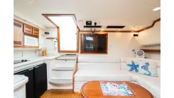 Buy a yacht 2000 Cabo 45 Express 45 Express