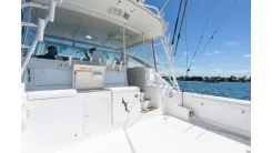 best yacht sales deals 2000 Cabo 45 Express 45