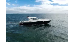 the best price on 2001 Uniesse 48 Open 48