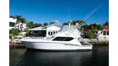 Buy a yacht 2002 Hatteras 50 Convertible 2002