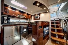 best yacht sales deals RECON ROYALE 610 Sundancer