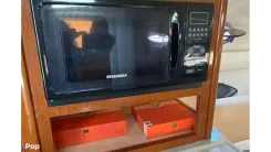 Купить яхту Sea Ray 240 Sundancer - SEA RAY в Shestakov Yacht Sales