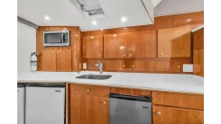 Лучшая цена на 1978 Hatteras 42 Convertible - Hatteras