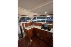 Продажа яхты 2004 Sea Ray 480 Sedan Bridge - SEA RAY