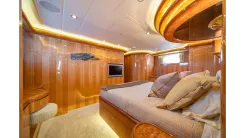 Buy a yacht Wishes Granted 2005