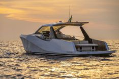 Buy a yacht VELOCE 43 2025