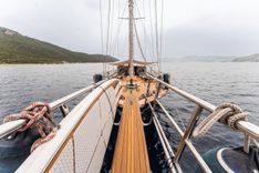 best yacht sales deals LE PIETRE 2009