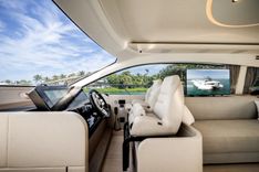 Продажа яхты Sarah Jane