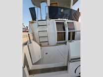 Buy a 43' Carver 1995 430 Cockpit Motor Yacht 43 at Shestakov Yacht Sales
