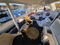 the best price on 43' Carver 1995 430 Cockpit Motor Yacht