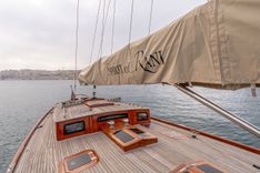 Buy a SPIRIT OF RANI 60DH at Shestakov Yacht Sales