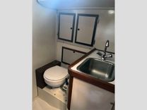 the best price on 37' Alberg 1972 Whitby