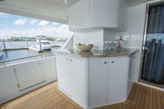 best yacht sales deals FOOTLOOSE 95