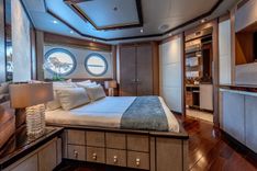 EQUITY 150 yacht sale