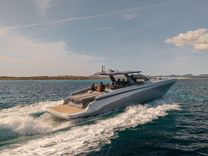 the best price on CANADOS GLADIATOR 493 GRAND