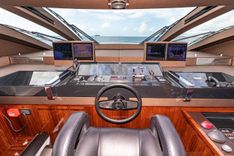 Buy a yacht NO SURRENDER