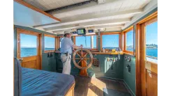 Blue Peter - CUSTOM yacht sale