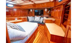 Buy a Sapphire II - Hinckley at Shestakov Yacht Sales