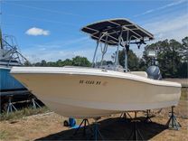 best yacht sales deals 19' Polar 2006 1900 CC 19
