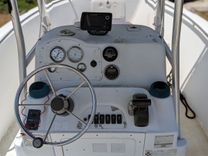 Buy a 19' Polar 2006 1900 CC 19 at Shestakov Yacht Sales