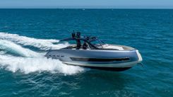 Купить яхту Invictus TT460 47 в Shestakov Yacht Sales