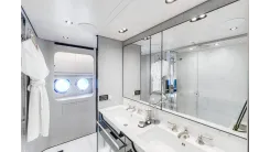 best yacht sales deals 27 METRI 2019