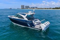 Lady Champagne II - Formula Boats price