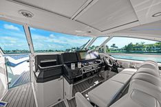 Lady Champagne II - Formula Boats yacht sale