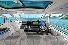 Lady Champagne II 43