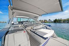 the best price on Lady Champagne II 400 Super Sport Crossover
