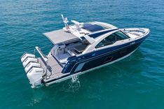 the best price on Lady Champagne II 400 Super Sport Crossover
