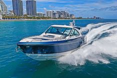 Buy a yacht Lady Champagne II 43