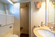 Купить яхту NN 2004 MANGUSTA 72 72 в Shestakov Yacht Sales
