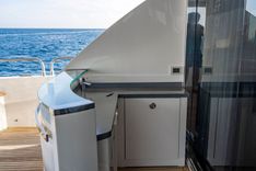 Buy a yacht Oasis (Copy) 95 Motor Yacht