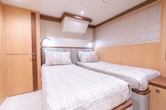 SHERI LYNN - HORIZON MOTOR YACHTS