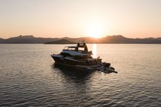 Buy a BELLA LUNA 2015 at Shestakov Yacht Sales