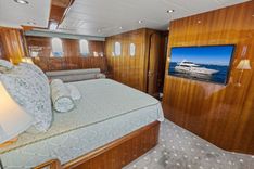 Buy a yacht BABE - Horizon Yachts