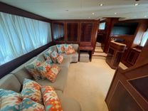 best yacht sales deals Mangusta 72 73