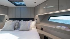 Buy a Sunseeker Manhattan 56 Manhattan 56 at Shestakov Yacht Sales