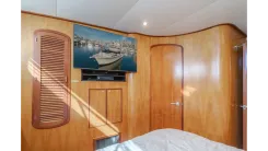 Tribeless yacht sale