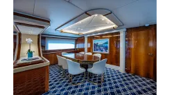 Buy a yacht SHALIMAR Trideck