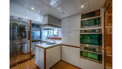 best yacht sales deals SHALIMAR 1994