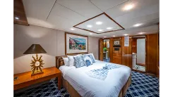 Buy a SHALIMAR 1994 at Shestakov Yacht Sales